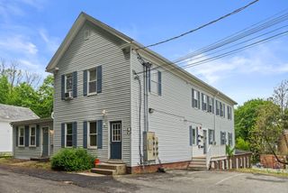 15 Maynard Ave, Webster, MA 01570