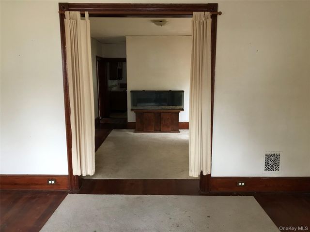 9 GRAY Street, Poughkeepsie, NY 12603