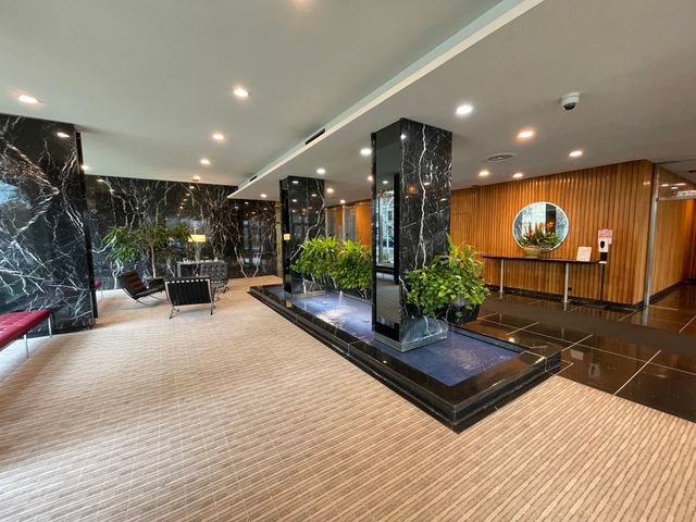 3900 N Lake Shore Drive 25C, Chicago, IL 60613