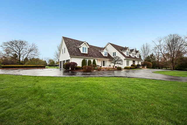 1980 Clover Drive, Inverness, IL 60067