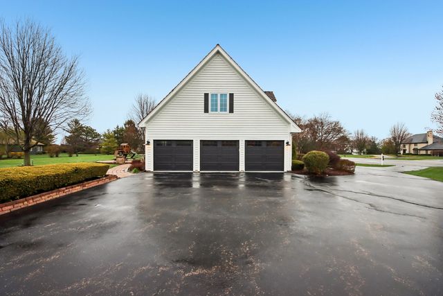 1980 Clover Drive, Inverness, IL 60067