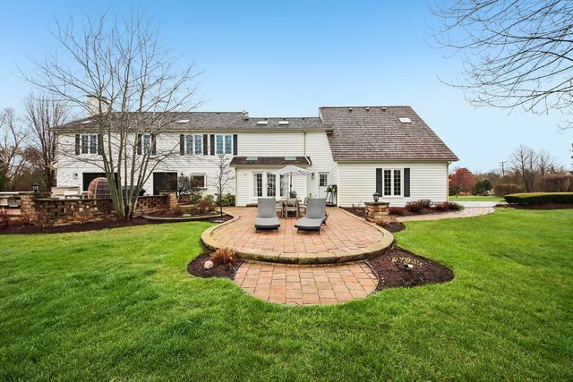 1980 Clover Drive, Inverness, IL 60067