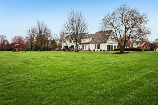 1980 Clover Drive, Inverness, IL 60067