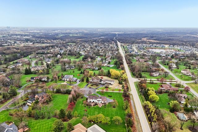 1980 Clover Drive, Inverness, IL 60067