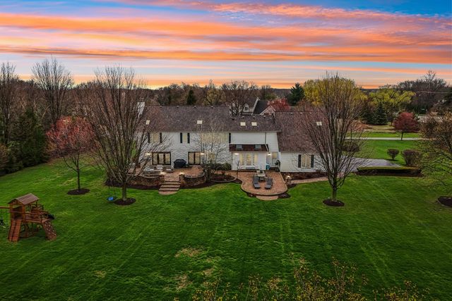 1980 Clover Drive, Inverness, IL 60067