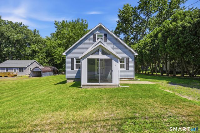 32 Dickerman Avenue, Windsor Locks, CT 06096
