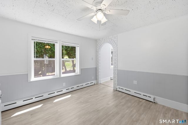 32 Dickerman Avenue, Windsor Locks, CT 06096