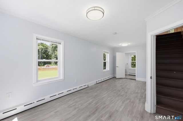 32 Dickerman Avenue, Windsor Locks, CT 06096