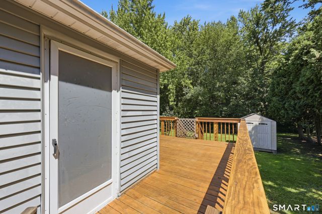 32 Dickerman Avenue, Windsor Locks, CT 06096
