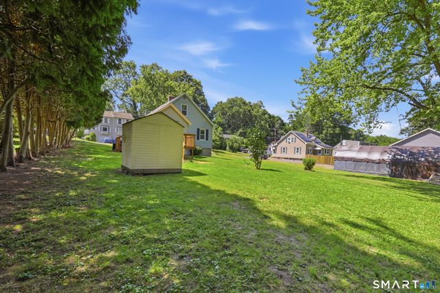 32 Dickerman Avenue, Windsor Locks, CT 06096
