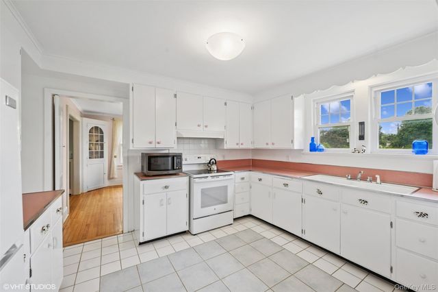 4900 Depot Lane, Cutchogue, NY 11935
