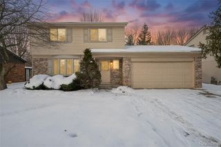 3455 Harmony Drive, Troy, MI 48083