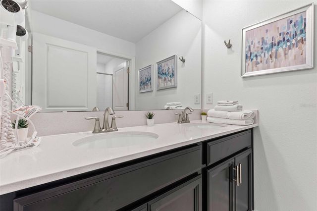 1092 LEADER STREET, Davenport, FL 33896