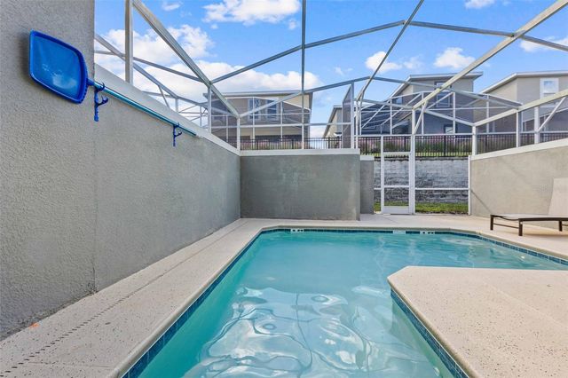 1092 LEADER STREET, Davenport, FL 33896