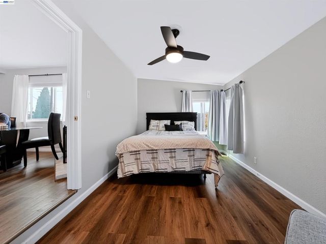 17198 Roberto St, Castro Valley, CA 94546