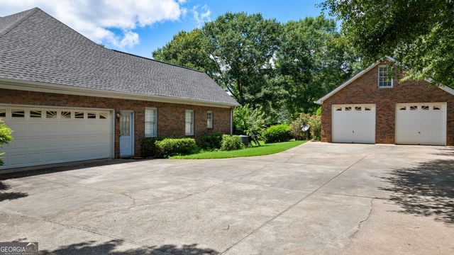 100 Moonview Place, Fayetteville, GA 30215