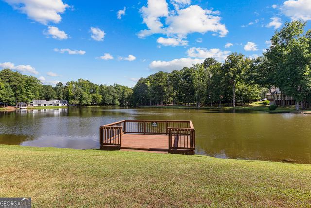 100 Moonview Place, Fayetteville, GA 30215
