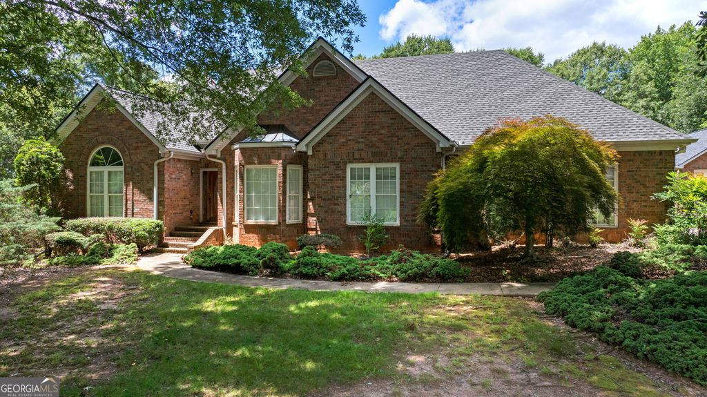 100 Moonview Place, Fayetteville, GA 30215