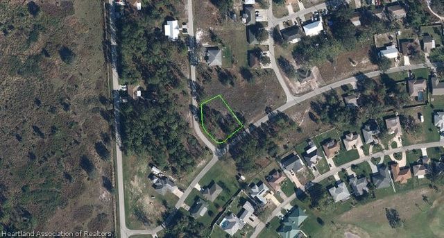 737 Grissom Road NW, Lake Placid, FL 33852