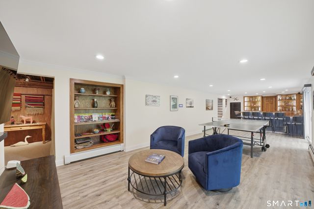 67 Wesgate Drive, Stamford, CT 06902