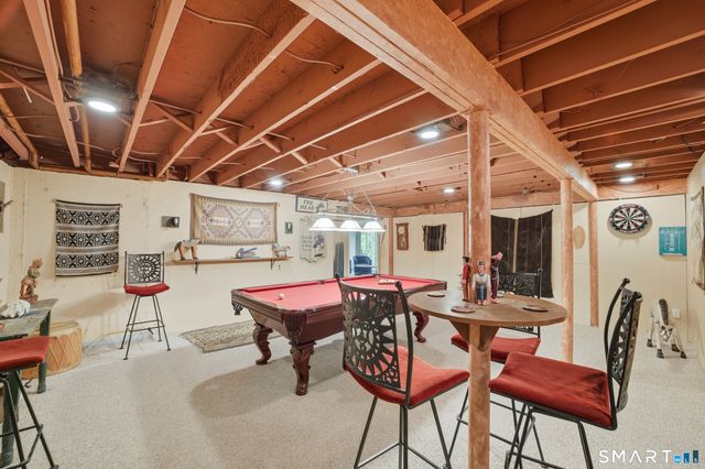 67 Wesgate Drive, Stamford, CT 06902