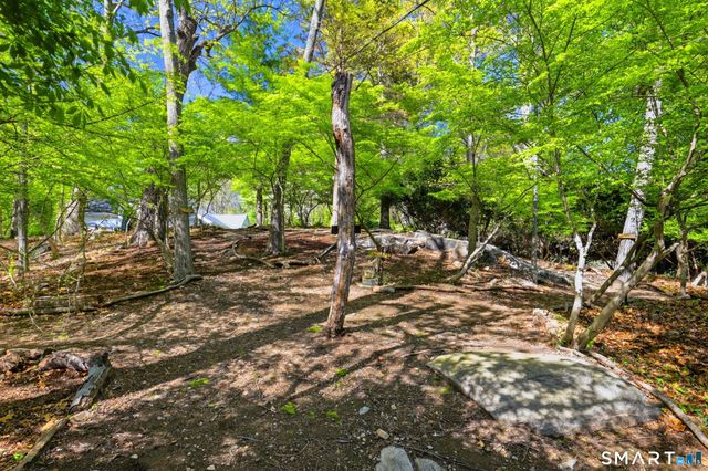 67 Wesgate Drive, Stamford, CT 06902