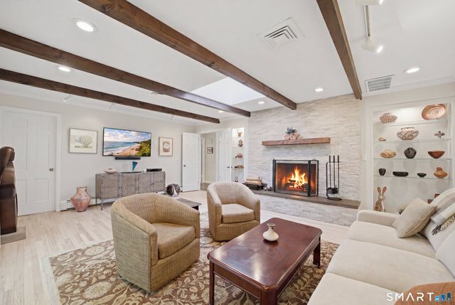 67 Wesgate Drive, Stamford, CT 06902