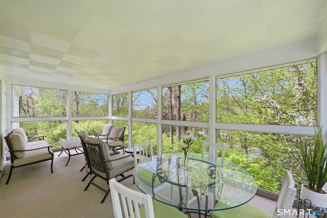 67 Wesgate Drive, Stamford, CT 06902