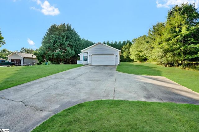 23 Becky Gibson Road, Greer, SC 29651
