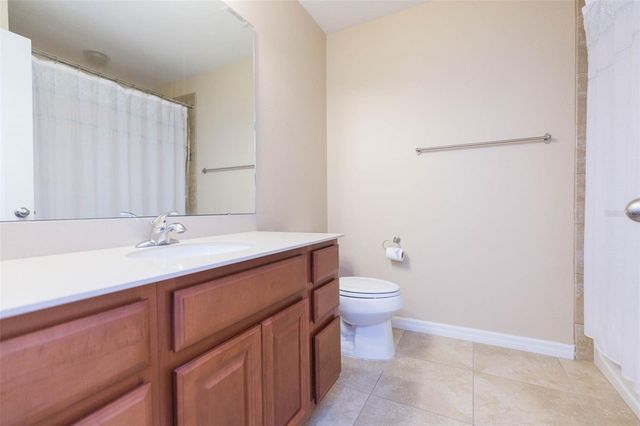 2208 LENNOX DALE LANE, Brandon, FL 33510