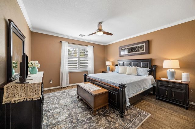 12810 Whistling Springs Drive, Humble, TX 77346