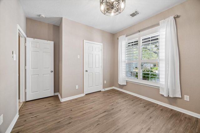 12810 Whistling Springs Drive, Humble, TX 77346