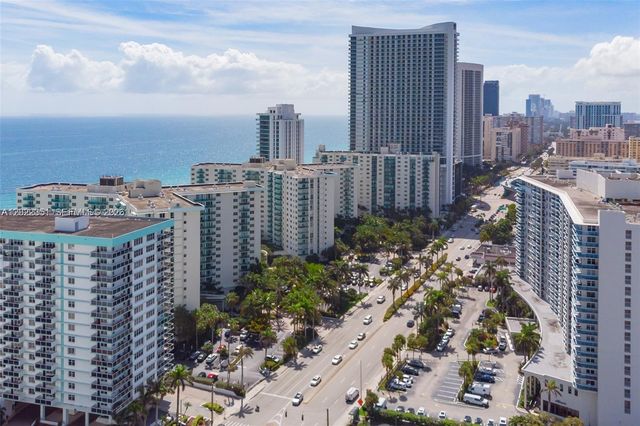3801 S Ocean Dr 2Z, Hollywood, FL 33019