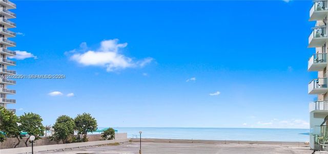 3801 S Ocean Dr 2Z, Hollywood, FL 33019