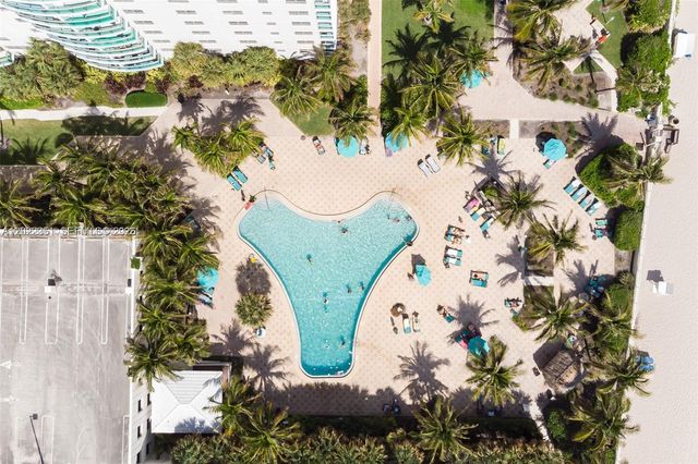 3801 S Ocean Dr 2Z, Hollywood, FL 33019