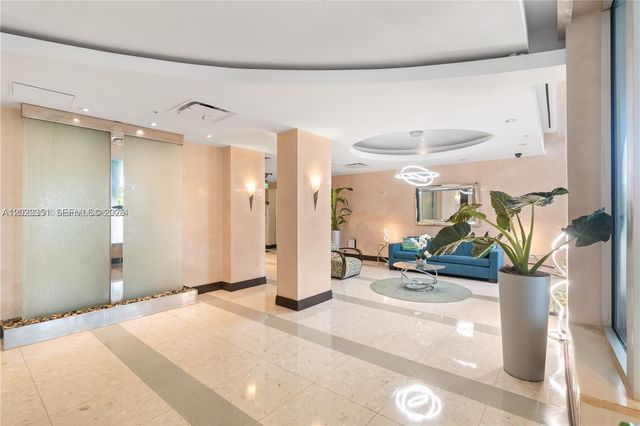 3801 S Ocean Dr 2Z, Hollywood, FL 33019