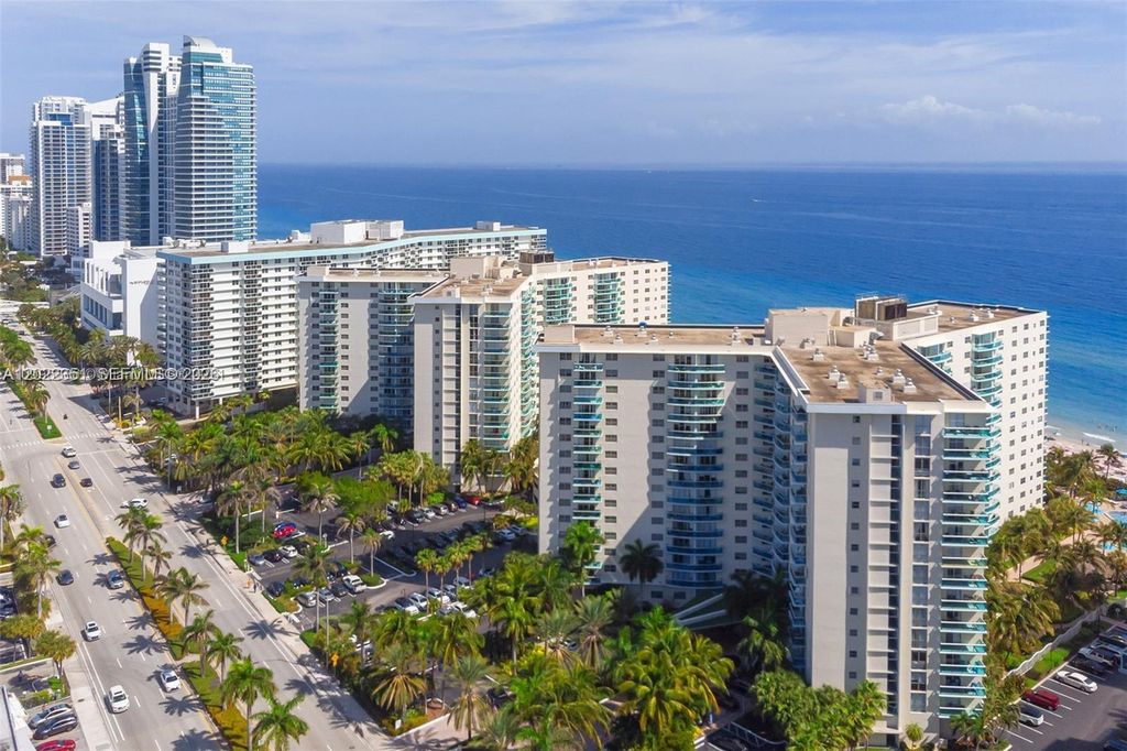 3801 S Ocean Dr 2Z, Hollywood, FL 33019