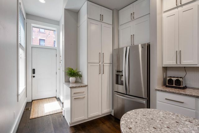 120 W Fourteenth Street, Cincinnati, OH 45202