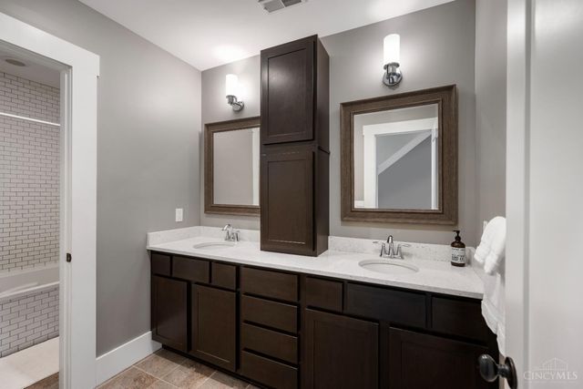 120 W Fourteenth Street, Cincinnati, OH 45202