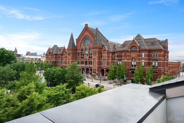 120 W Fourteenth Street, Cincinnati, OH 45202