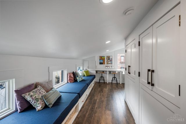 120 W Fourteenth Street, Cincinnati, OH 45202