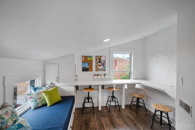 120 W Fourteenth Street, Cincinnati, OH 45202