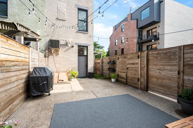 120 W Fourteenth Street, Cincinnati, OH 45202