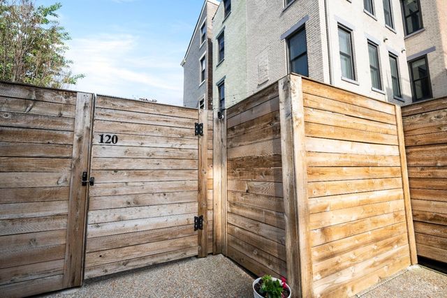 120 W Fourteenth Street, Cincinnati, OH 45202