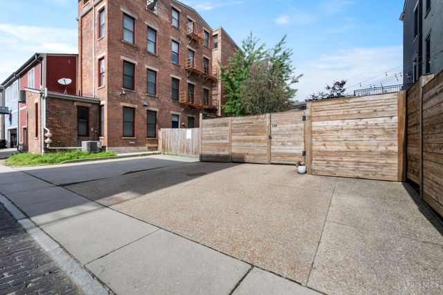 120 W Fourteenth Street, Cincinnati, OH 45202