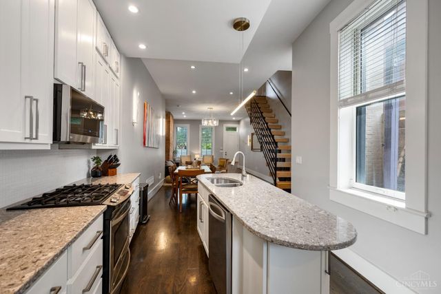 120 W Fourteenth Street, Cincinnati, OH 45202