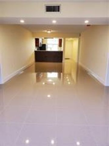 1719 WHITEHALL Drive 303, Davie, FL 33324