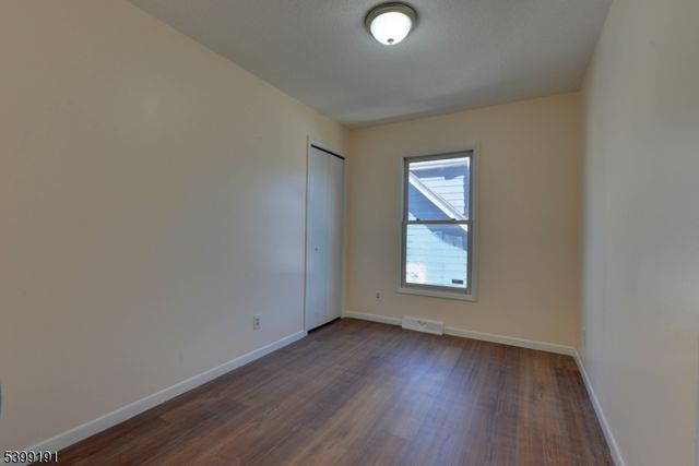 90 Dewey St, Bloomfield Twp., NJ 07003