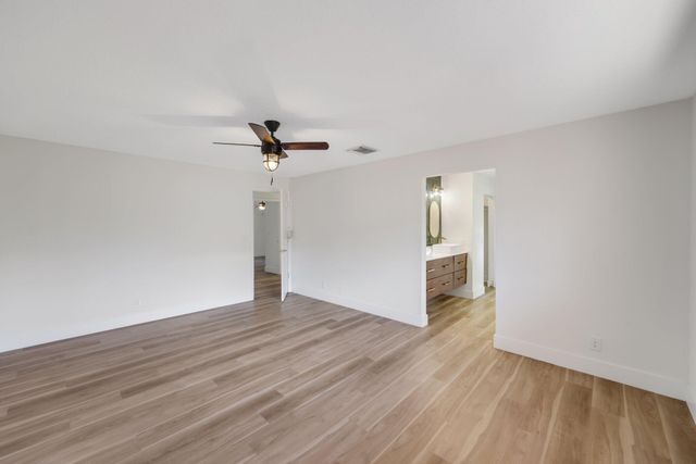 1401 NE 9th Street 23, Fort Lauderdale, FL 33304