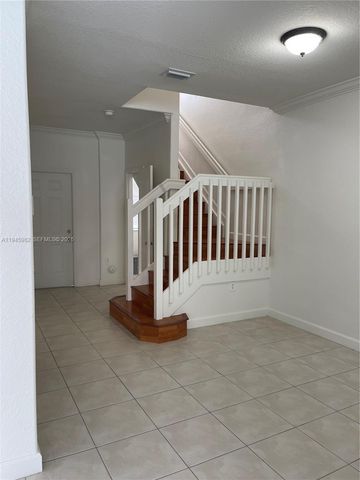 7020 NW 177th St B103, Hialeah, FL 33015